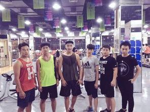 体育生晨跑视频爆料,汗水铸就辉煌,运动精神闪耀校园 第1张 体育生晨跑视频爆料,汗水铸就辉煌,运动精神闪耀校园 第1张